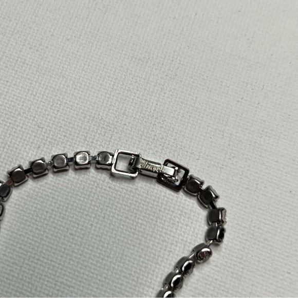 Vintage Silver Tone Rhinestone Bracelet - Picture 5 of 9